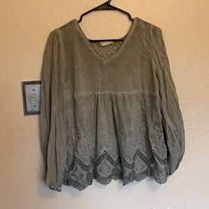 Long sleeve baby doll top - size medium